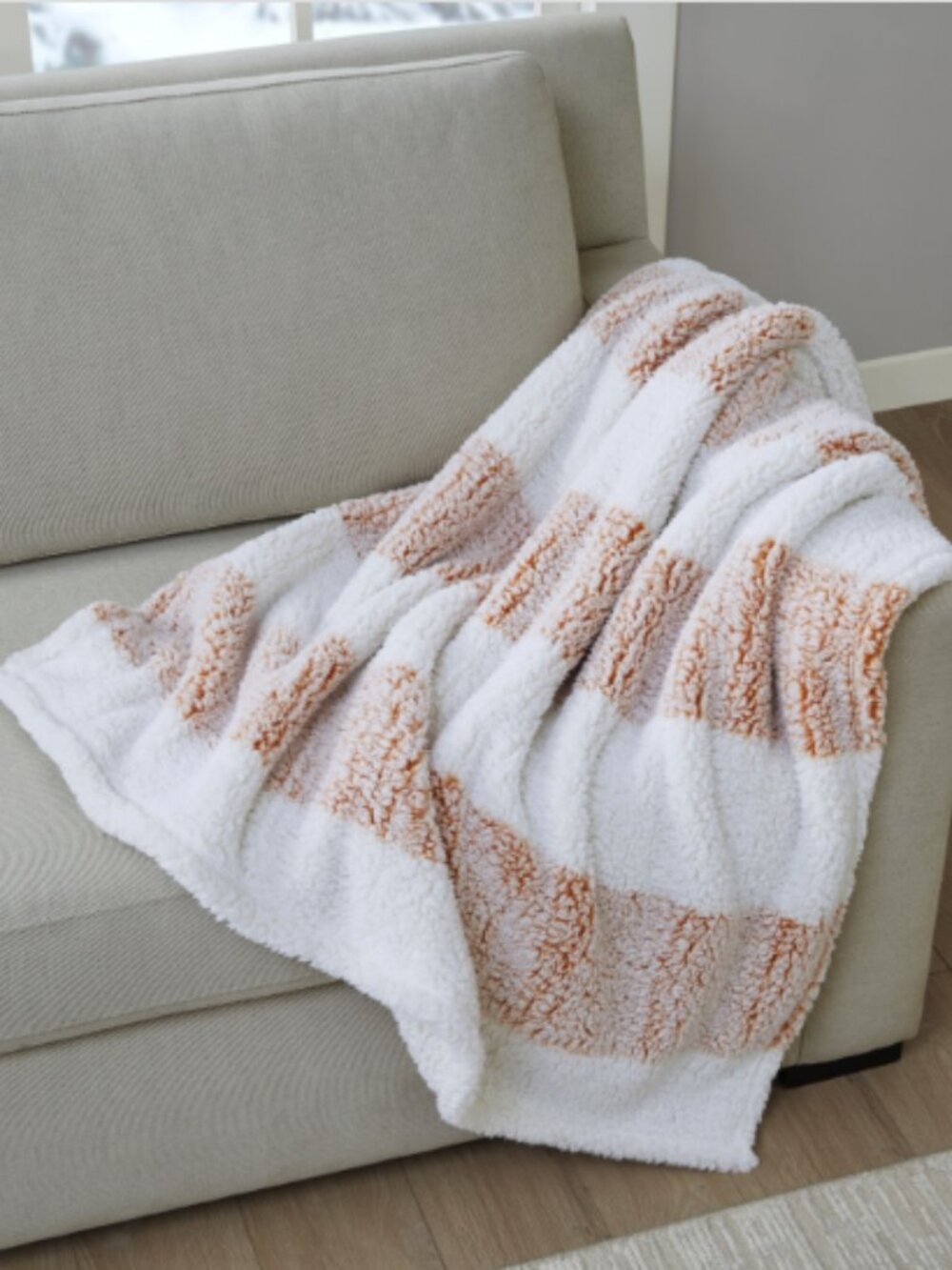 Alpine Valley Cozy Sherpa Throw
